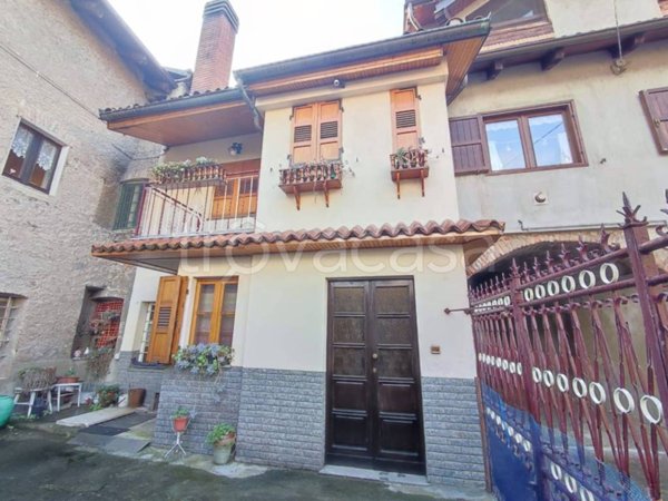 casa indipendente in vendita a Sant'Antonino di Susa