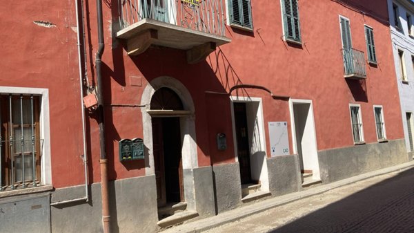 locale commerciale in vendita a Sant'Antonino di Susa