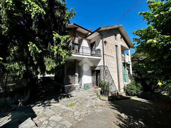 casa indipendente in vendita a Sant'Antonino di Susa