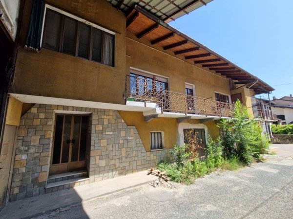 casa indipendente in vendita a Sant'Antonino di Susa