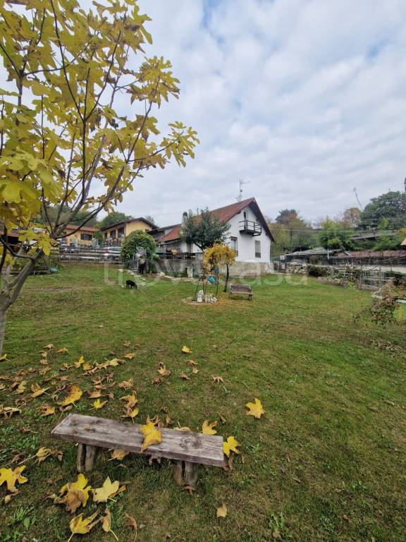 casa indipendente in vendita a Sant'Antonino di Susa