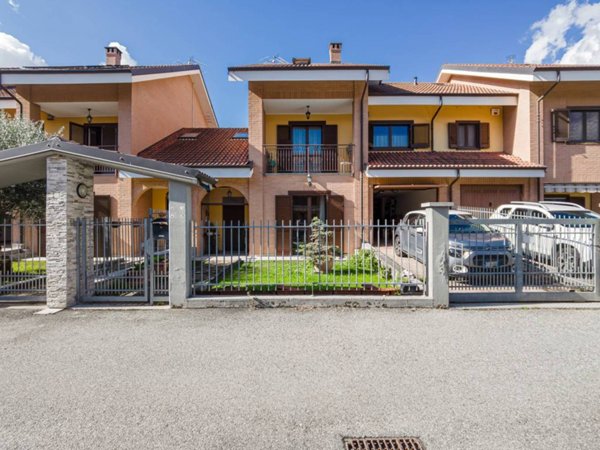 casa indipendente in vendita a Sant'Antonino di Susa