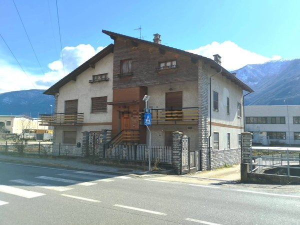 casa indipendente in vendita a Sant'Antonino di Susa