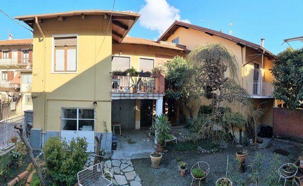 casa indipendente in vendita a Sant'Antonino di Susa