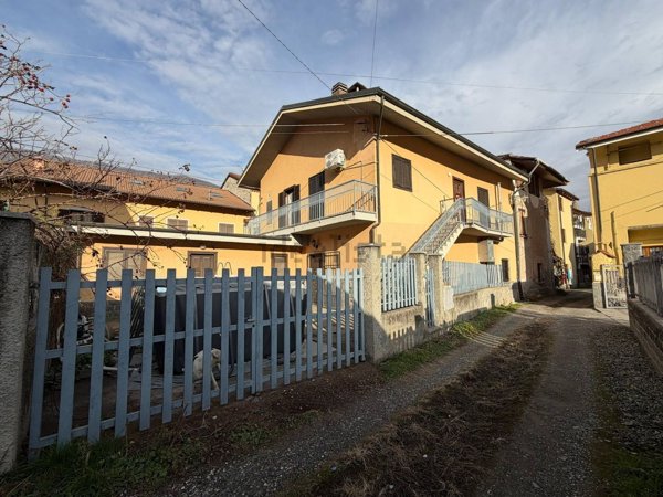 casa semindipendente in vendita a Sant'Antonino di Susa