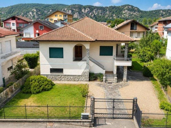 casa indipendente in vendita a Sant'Antonino di Susa