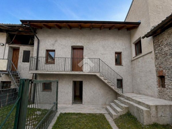 casa indipendente in vendita a Sant'Antonino di Susa