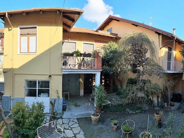 casa indipendente in vendita a Sant'Antonino di Susa