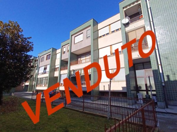 appartamento in vendita a Santena