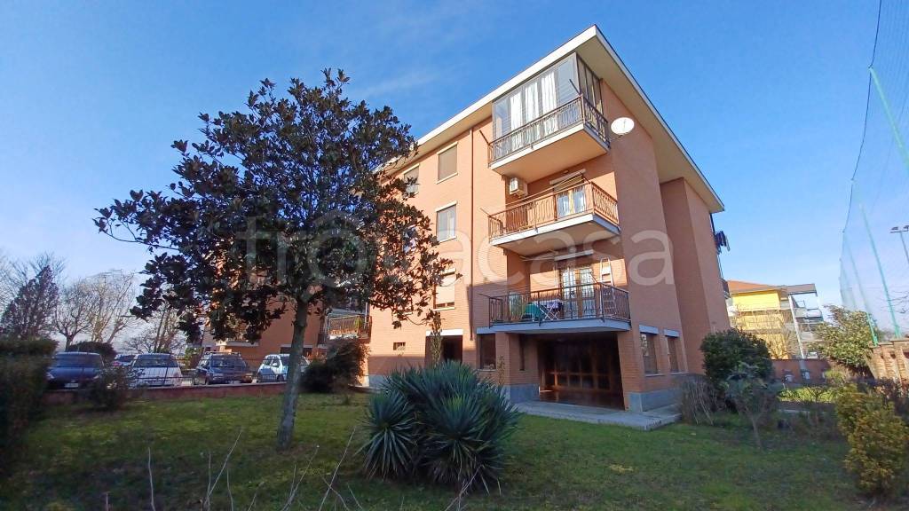 appartamento in vendita a Santena