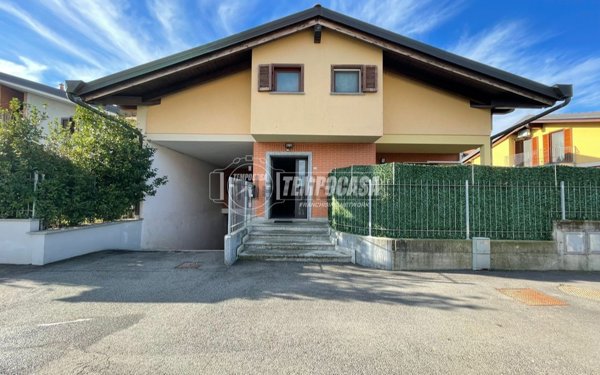 appartamento in vendita a Santena