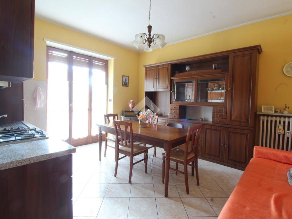 appartamento in vendita a Santena