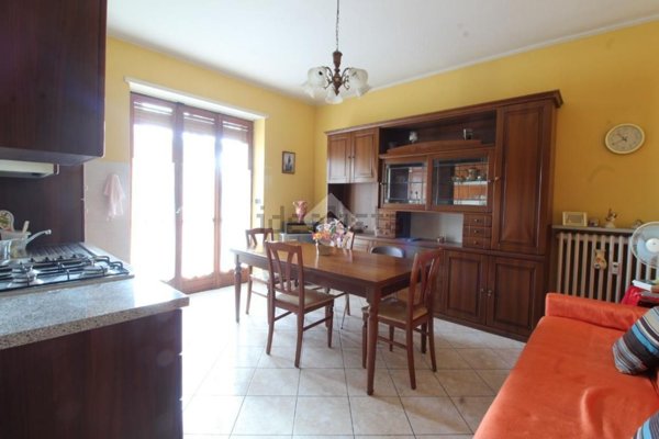 appartamento in vendita a Santena