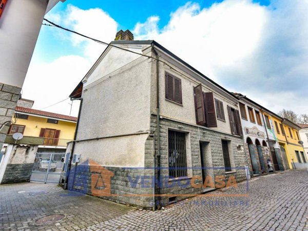 appartamento in vendita a Santena