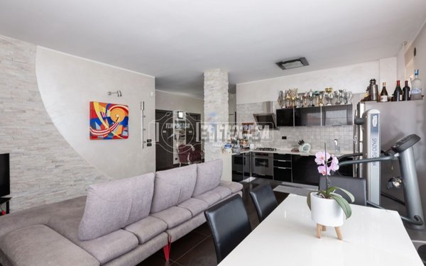appartamento in vendita a Santena