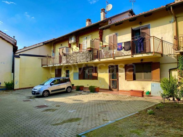 appartamento in vendita a Santena