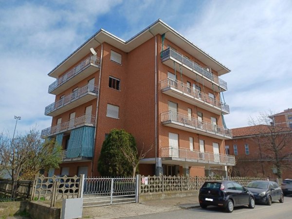 appartamento in vendita a Santena