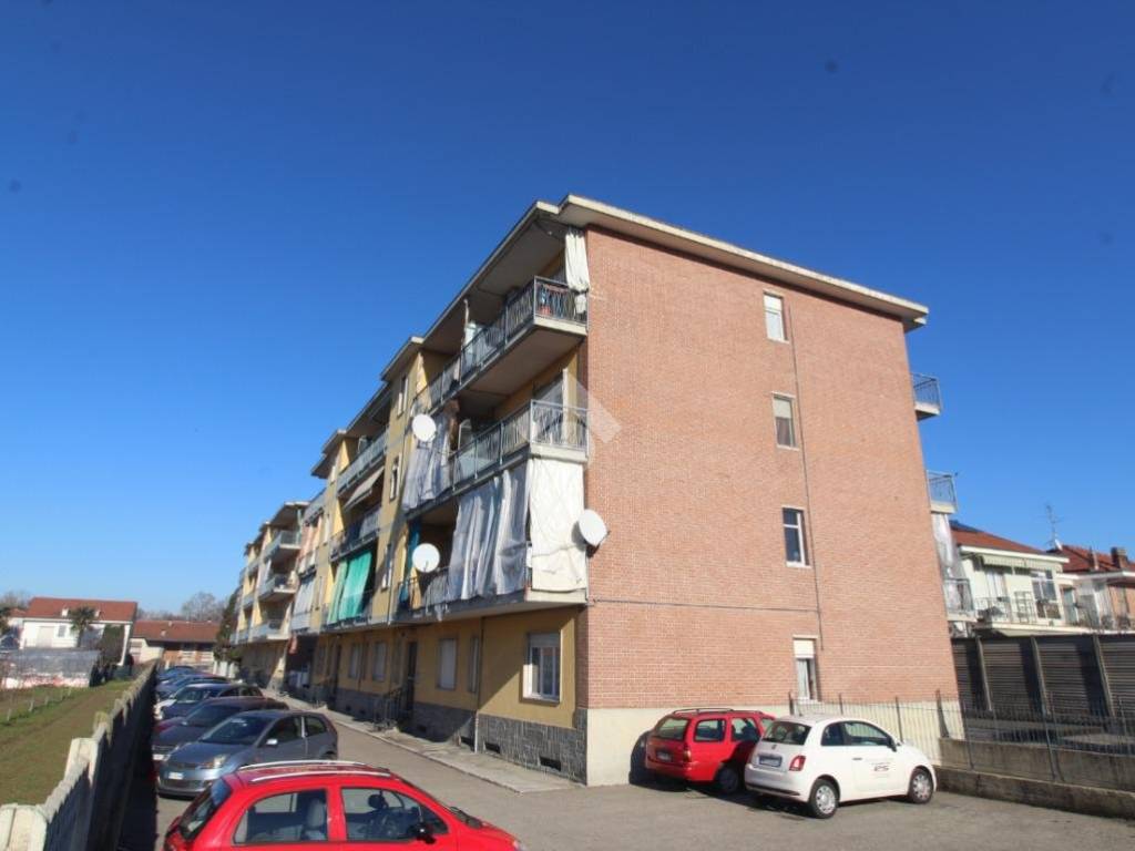 appartamento in vendita a Santena