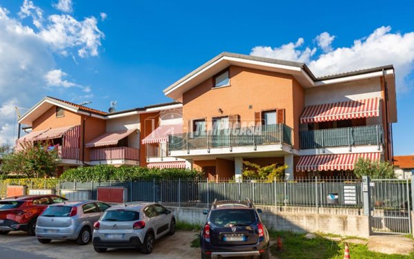 appartamento in vendita a Santena