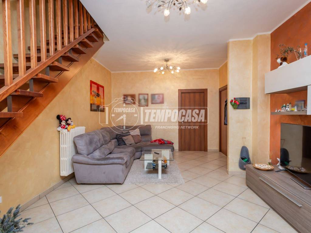 appartamento in vendita a Santena