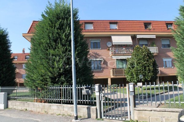 appartamento in vendita a Santena