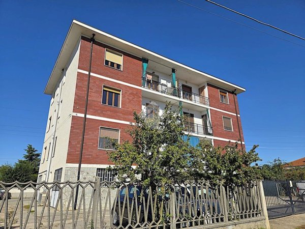 appartamento in vendita a Santena