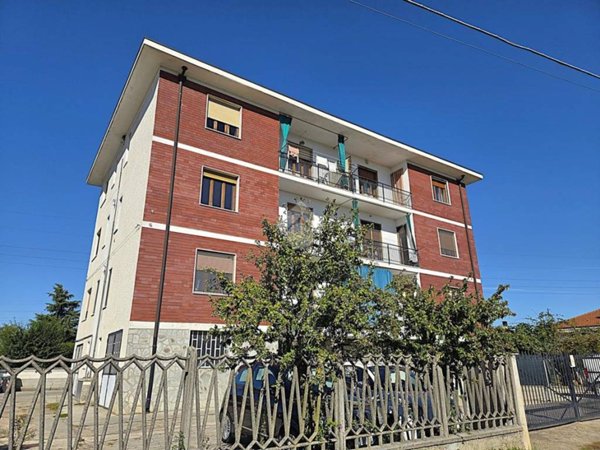 appartamento in vendita a Santena