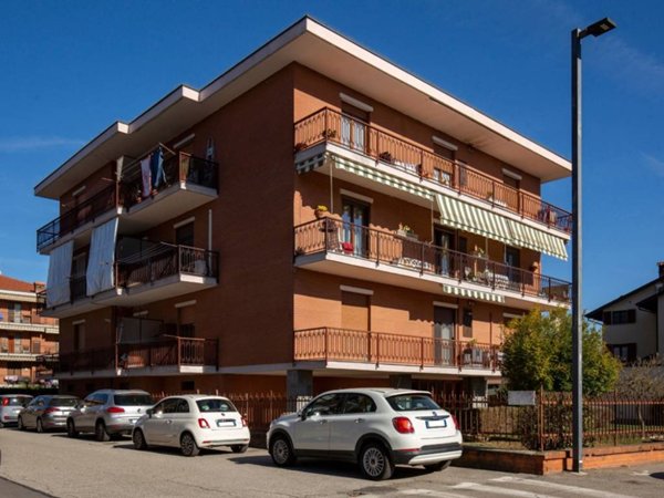 appartamento in vendita a Santena