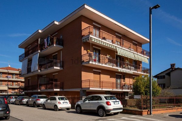 appartamento in vendita a Santena