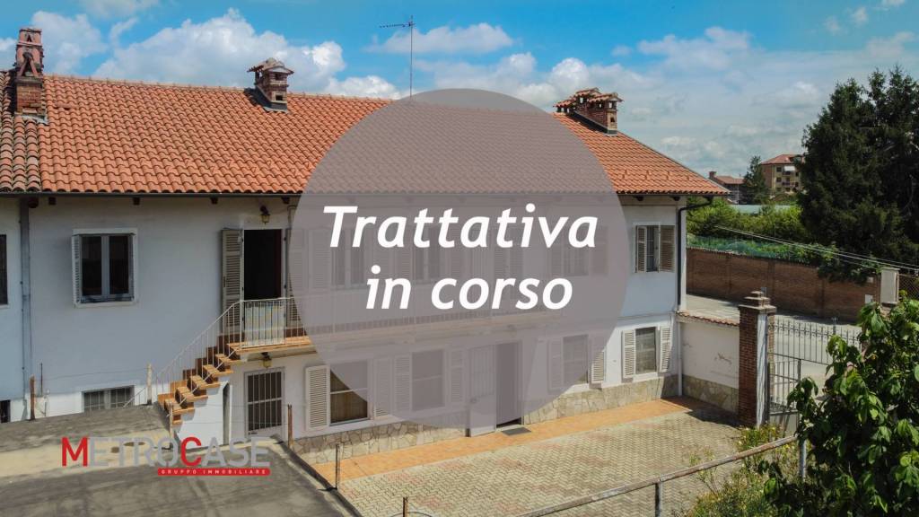 casa indipendente in vendita a Santena