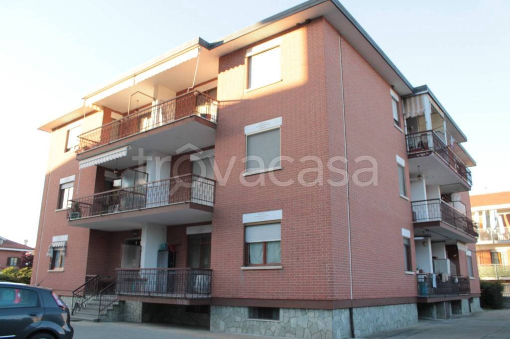 appartamento in vendita a Santena