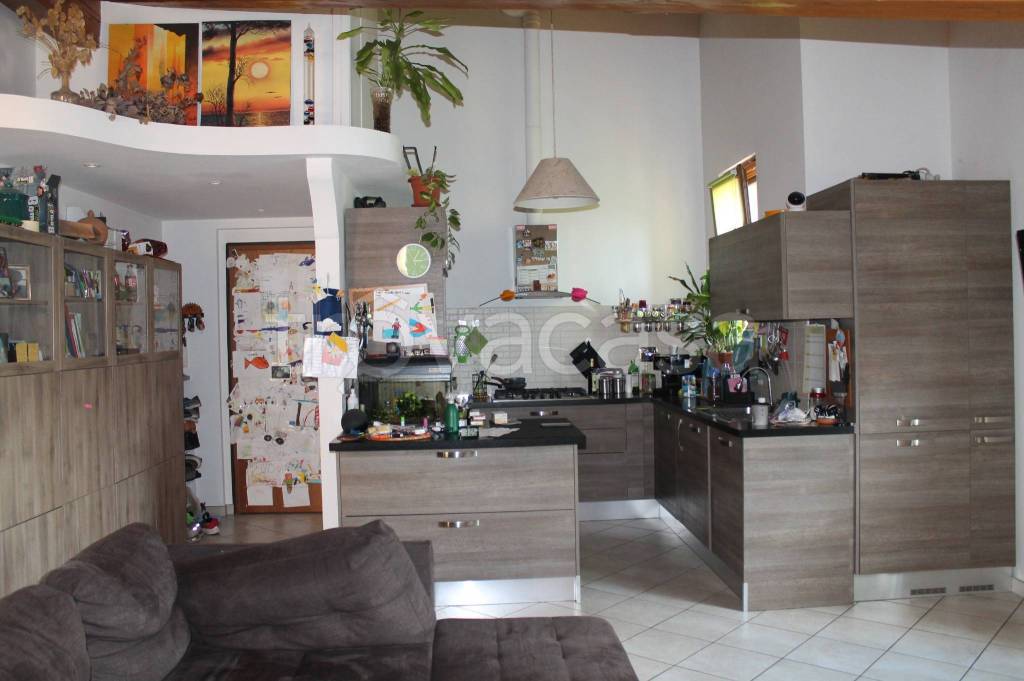 appartamento in vendita a Santena