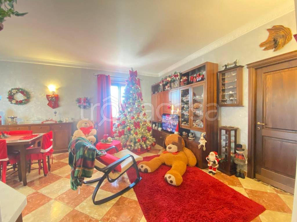 appartamento in vendita a Santena