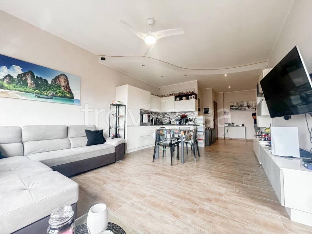 appartamento in vendita a Santena