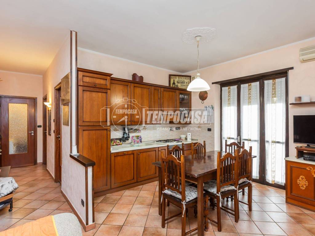 appartamento in vendita a Santena