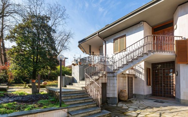 appartamento in vendita a Santena