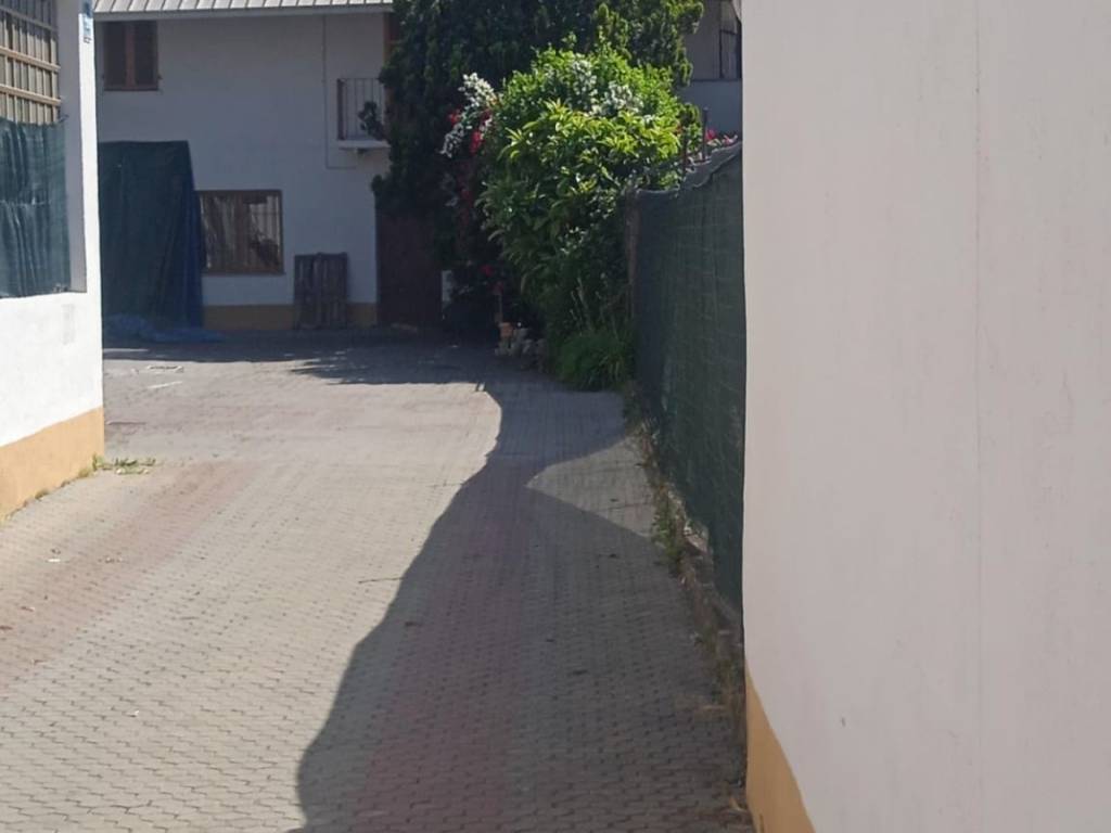 casa indipendente in vendita a Santena