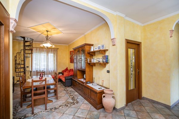 appartamento in vendita a Santena