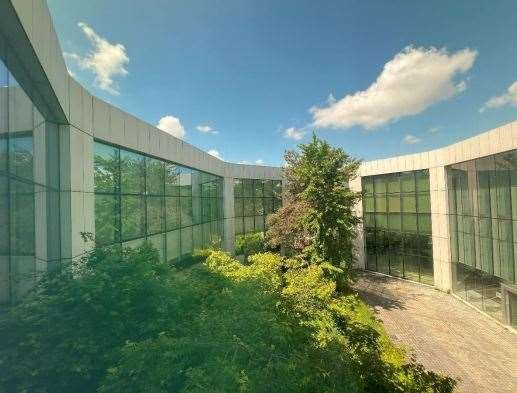 locale di sgombero in vendita a Santena