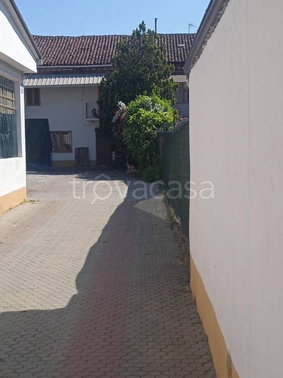 casa indipendente in vendita a Santena