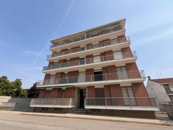 appartamento in vendita a Santena