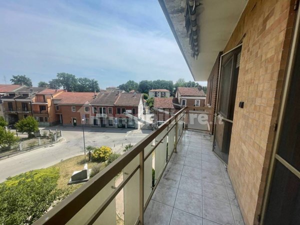 appartamento in vendita a Santena in zona Gamenario