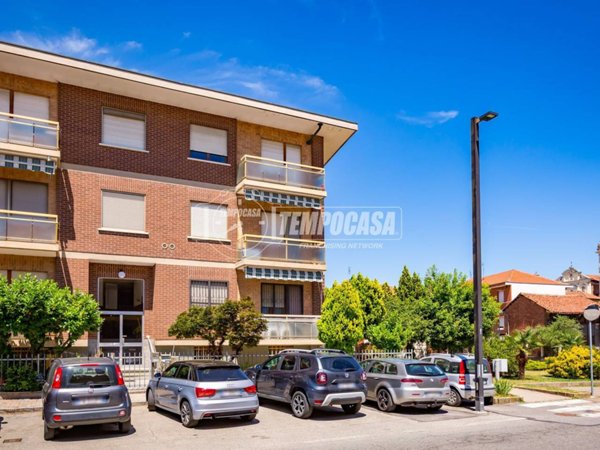 appartamento in vendita a Santena in zona Gamenario