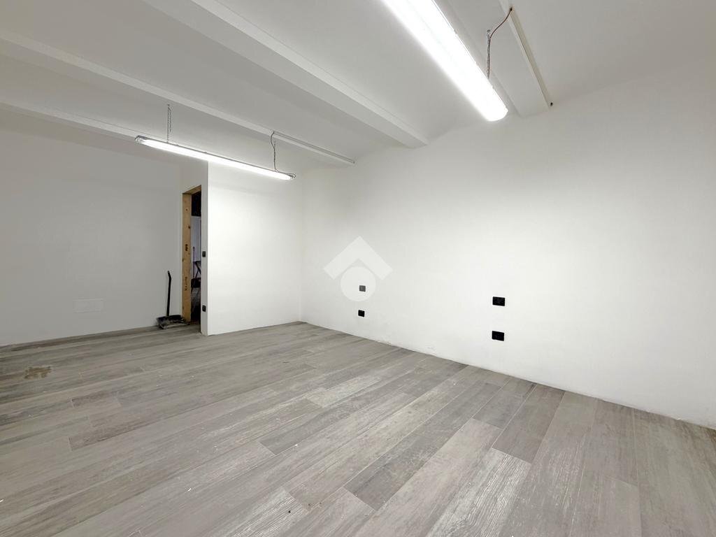 appartamento in vendita a Santena in zona Gamenario