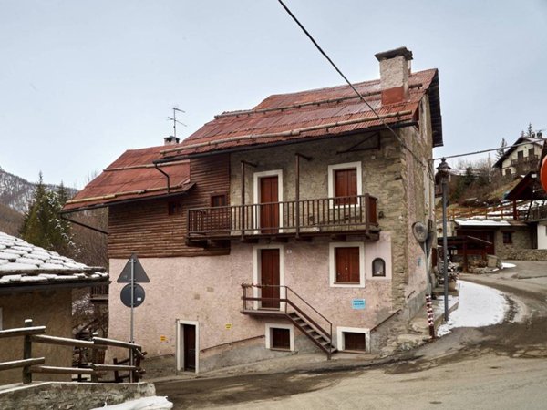 casa indipendente in vendita a Sauze di Cesana in zona Rollieres