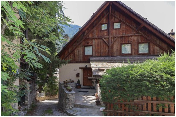 appartamento in vendita a Sauze di Cesana in zona Rollieres
