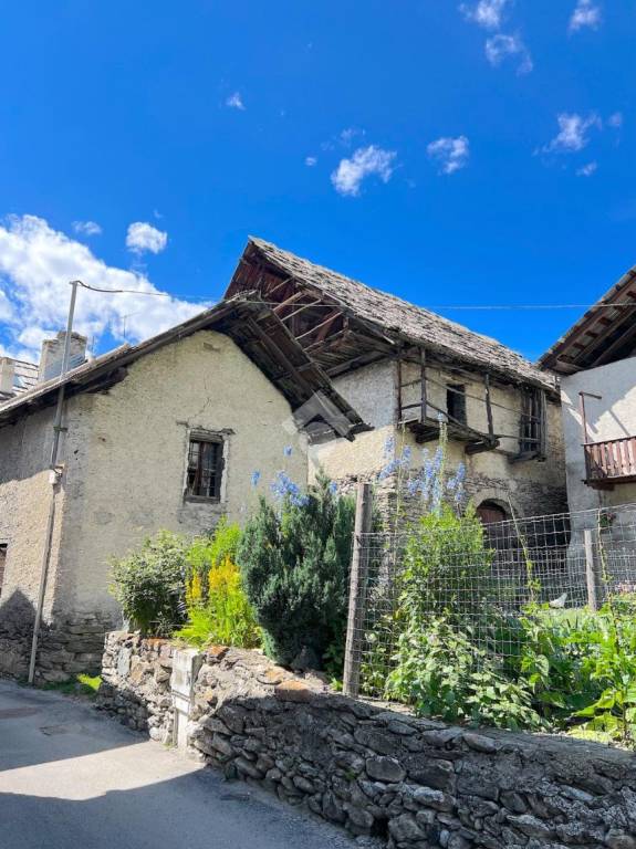 appartamento in vendita a Sauze di Cesana