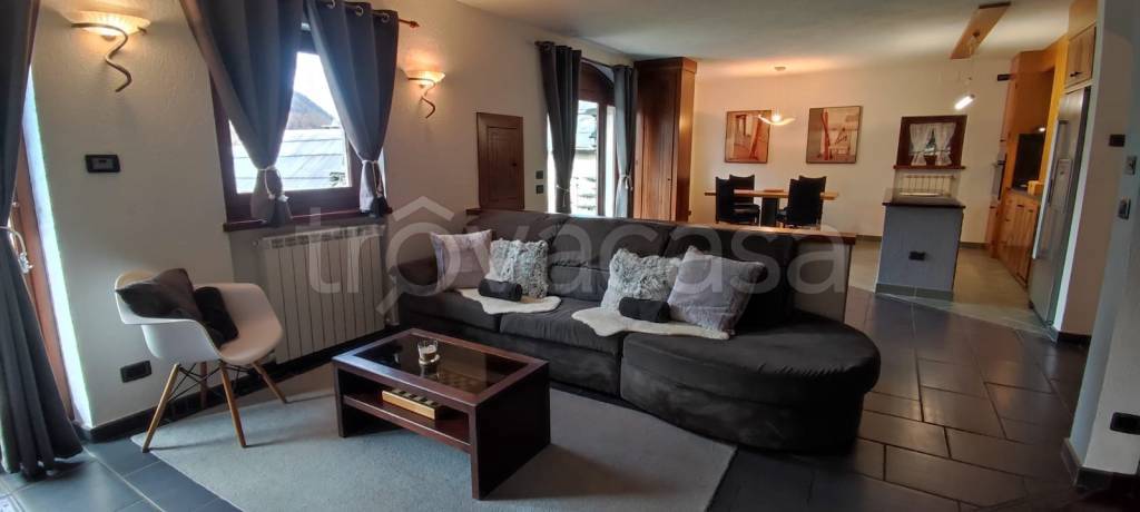 appartamento in vendita a Sauze di Cesana