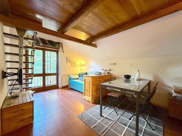 appartamento in vendita a Sauze di Cesana