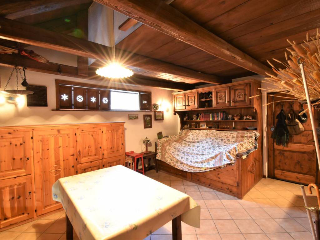 appartamento in vendita a Sauze di Cesana in zona Rollieres